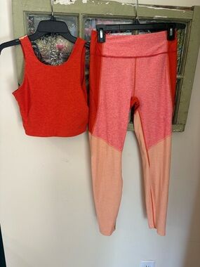 NWOT Orange Outdoor Voices Legging and Top Set Small